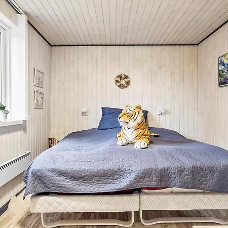 Stunning In With Sauna Ferienhaus